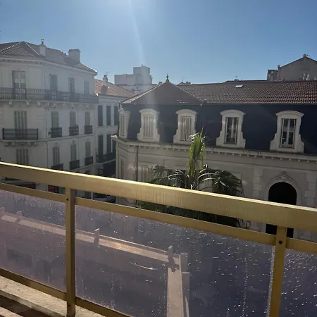 Location, Terrace, 2 Bedrooms Apartamento